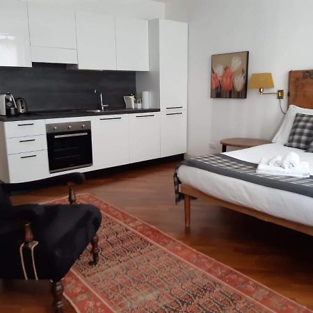 S. Trinita 18, Suites & Rooms Trento Eksteriør bilde