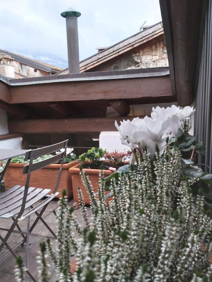 S. Trinita 18, Suites & Rooms Trento Eksteriør bilde